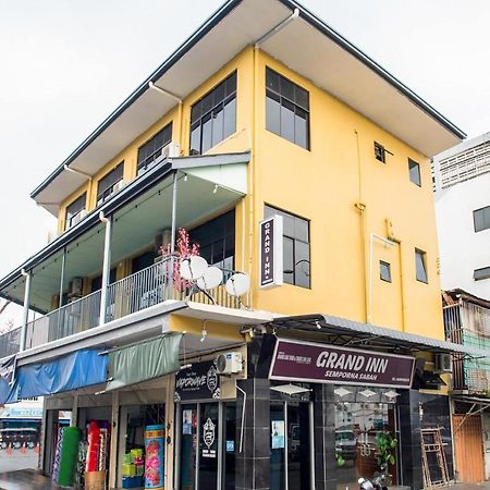 Oyo 89712 Grand Inn Semporna Kültér fotó