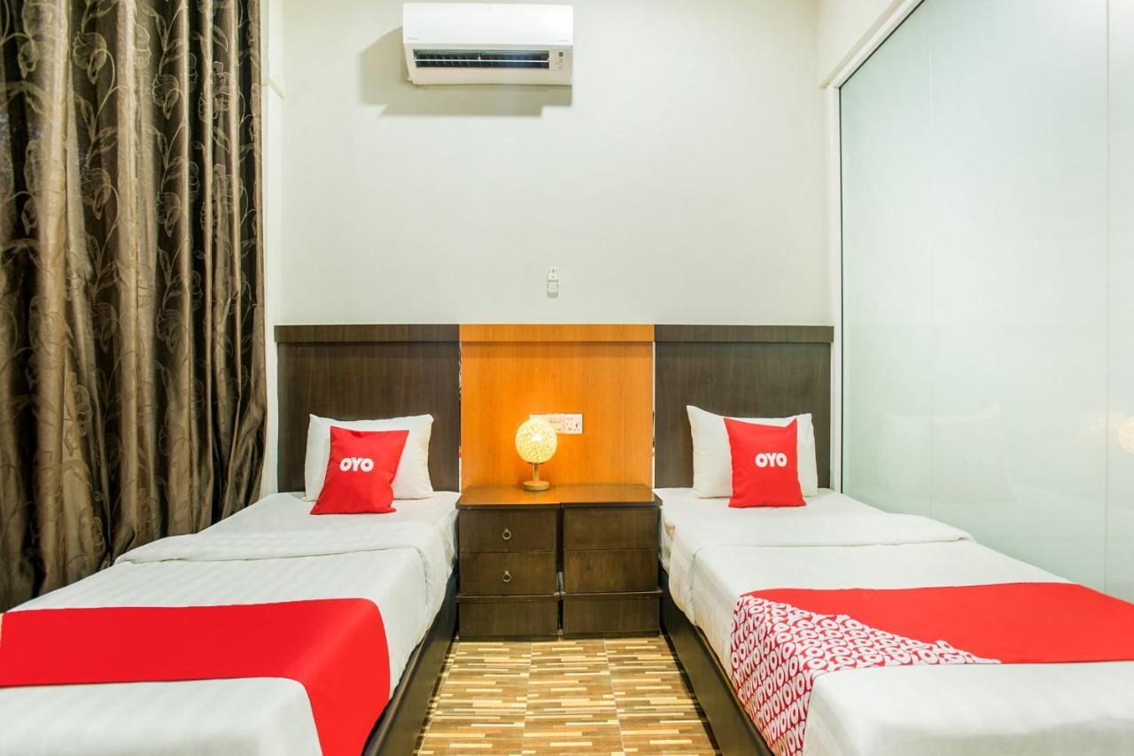 Oyo 89712 Grand Inn Semporna Kültér fotó
