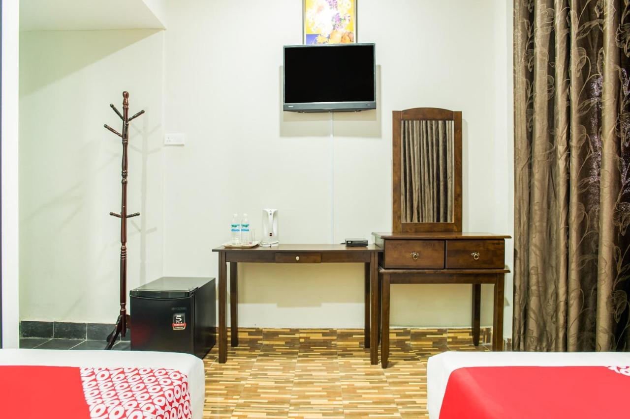 Oyo 89712 Grand Inn Semporna Kültér fotó