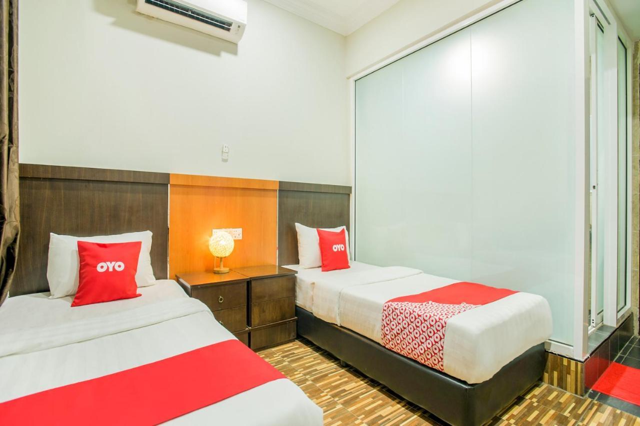 Oyo 89712 Grand Inn Semporna Kültér fotó