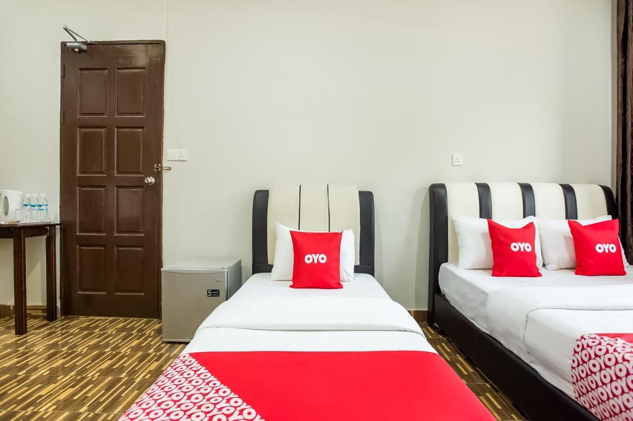 Oyo 89712 Grand Inn Semporna Kültér fotó