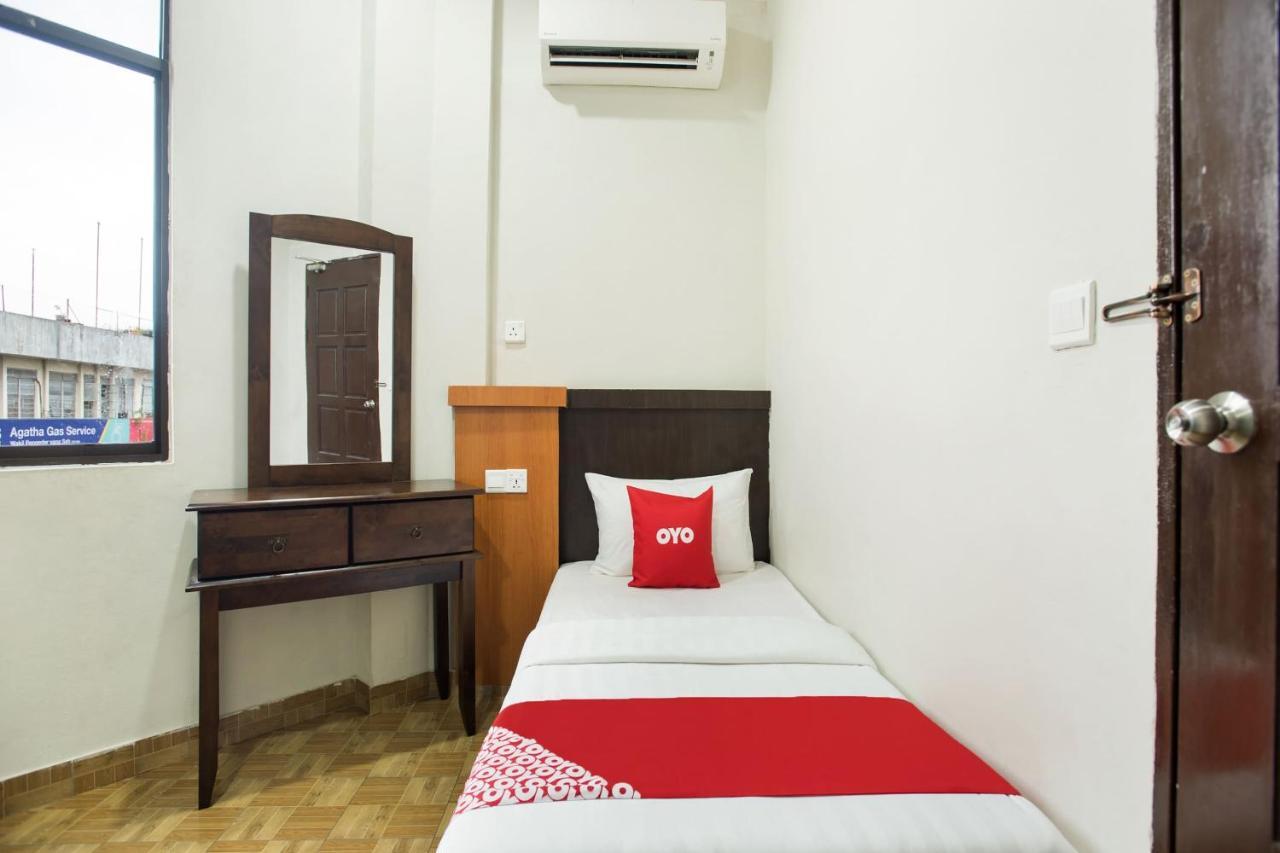 Oyo 89712 Grand Inn Semporna Kültér fotó